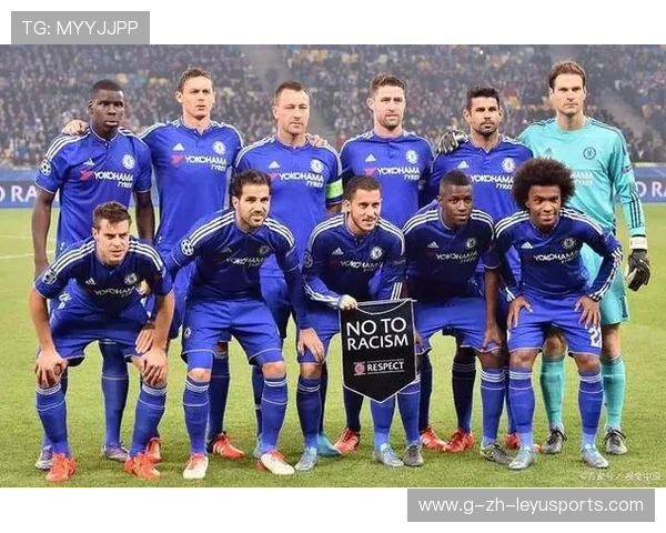 切尔西边路换位拉扯出致命空间