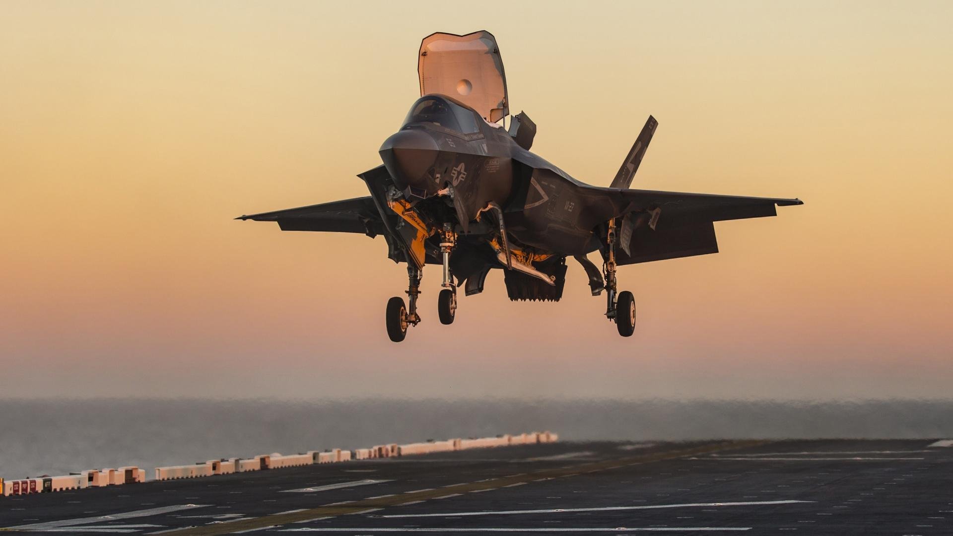 LEYU乐鱼体育官方网站-凯恩触发解约金条款，重返热刺续写传奇篇章，凯恩受伤之后热刺战绩